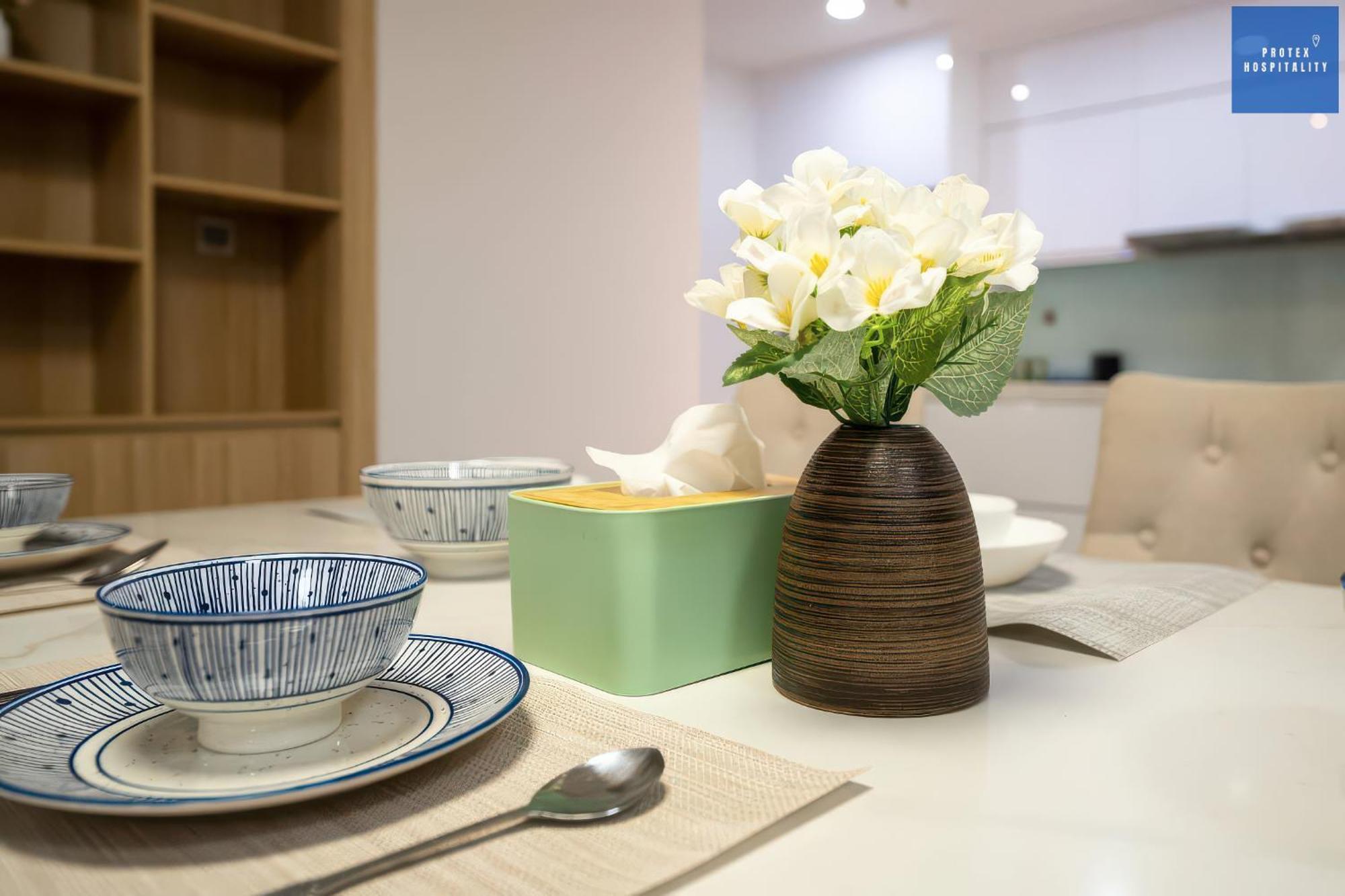 Apartment The Peak Midtown By Emily In Saigon